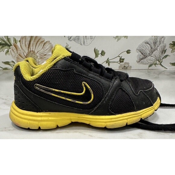 Nike Other - NIKE Kids ENDURANCE TRAINER Lace Sneakers‎ Tennis Shoes Black Yellow Size 11.5